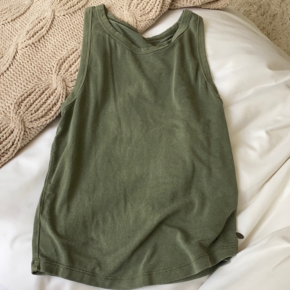 american eagle green top